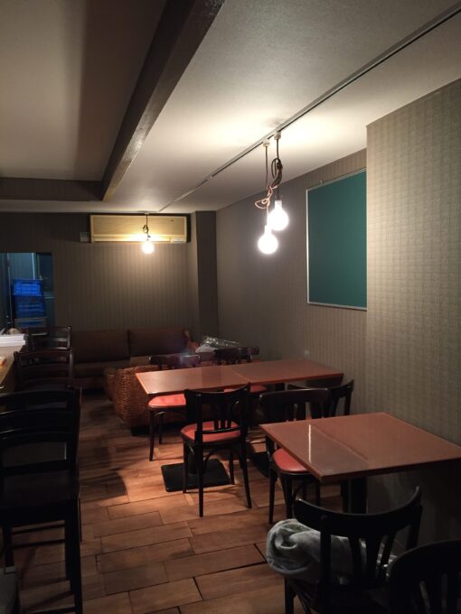 店舗改装　タイ料理屋