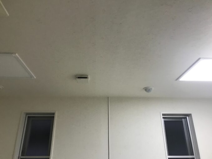 間仕切り解体工事