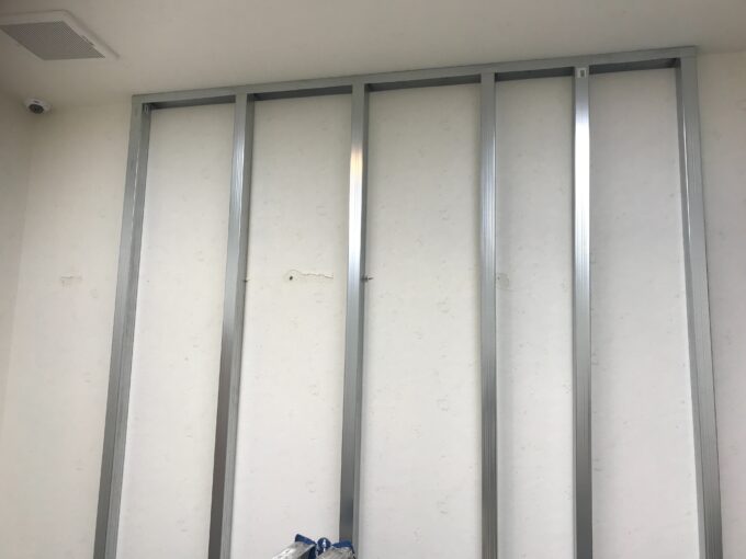 間仕切り補強及び原状回復工事