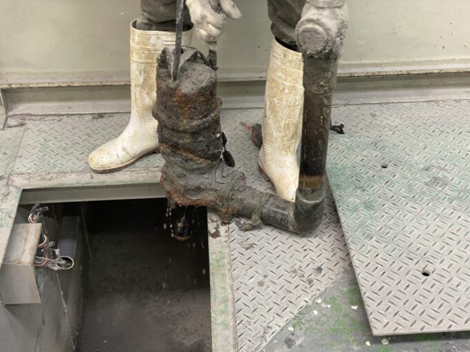 水中ポンプ交換